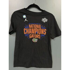 NEW 2025 NCAA Mens Basketball National Champions Gators Youth L Black T-Shirt By